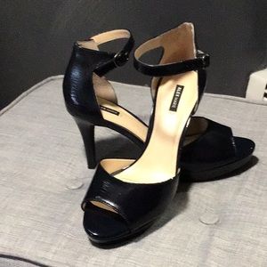 Gorgeous Navy Heels